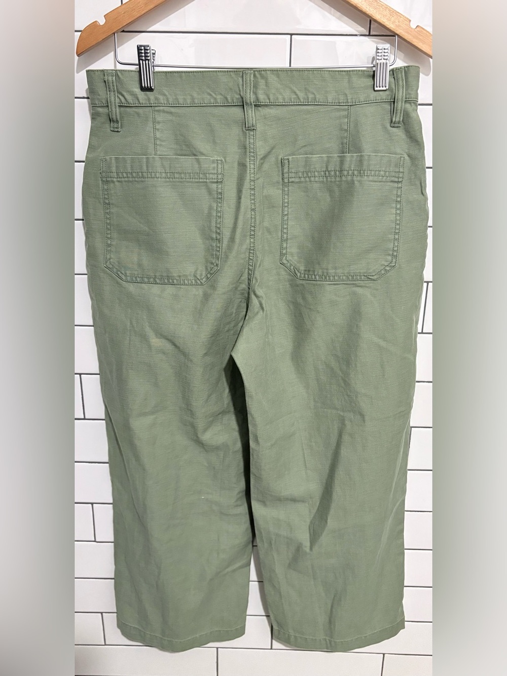 J. Crew High-Rise Button-Front Cropped Pants in Sage Green 28 - Picture 7 of 7